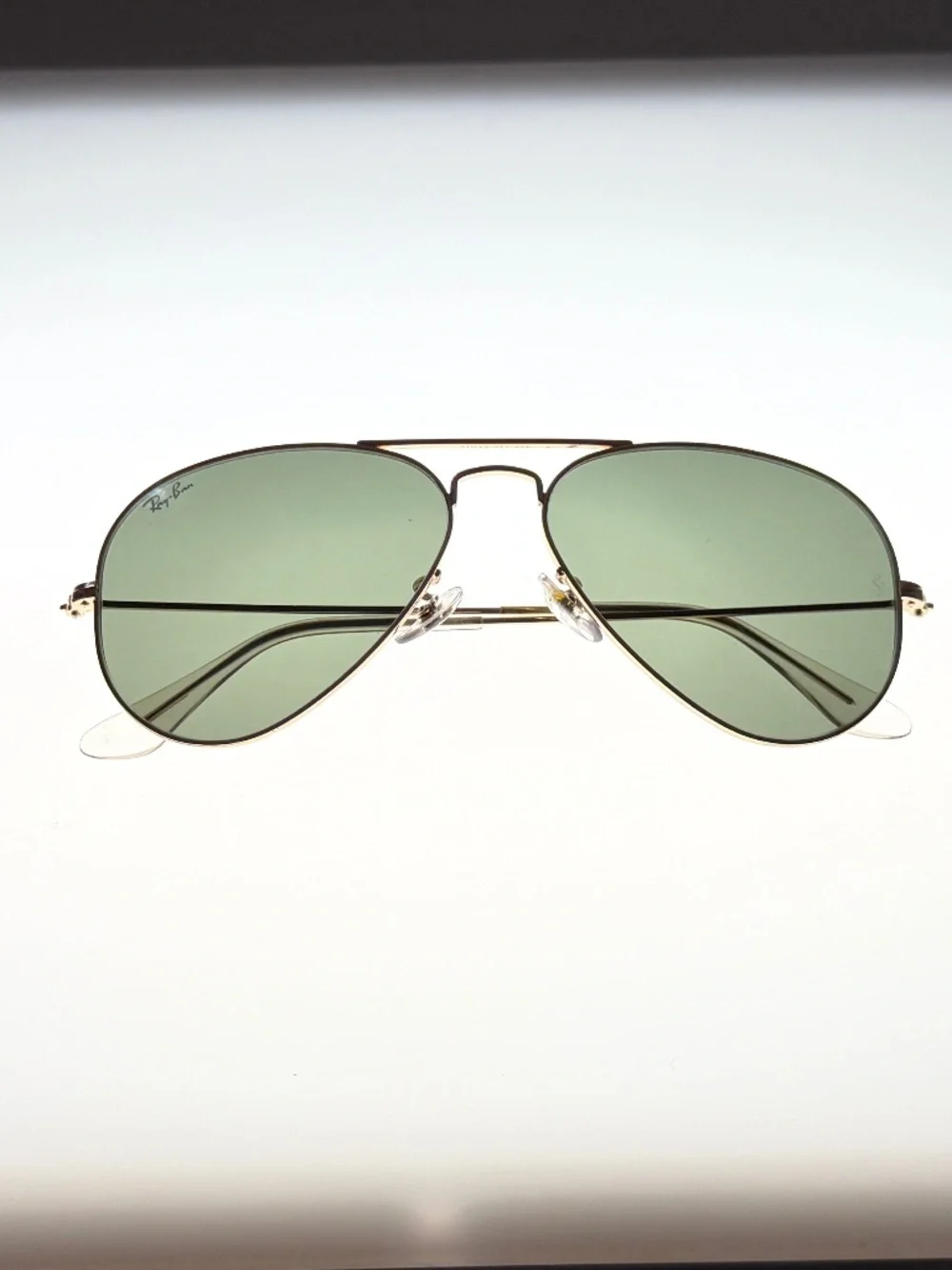 Ray-Ban~Aviator Classic~RB3025~Gold Frame:Green Lenses~Size 55-14